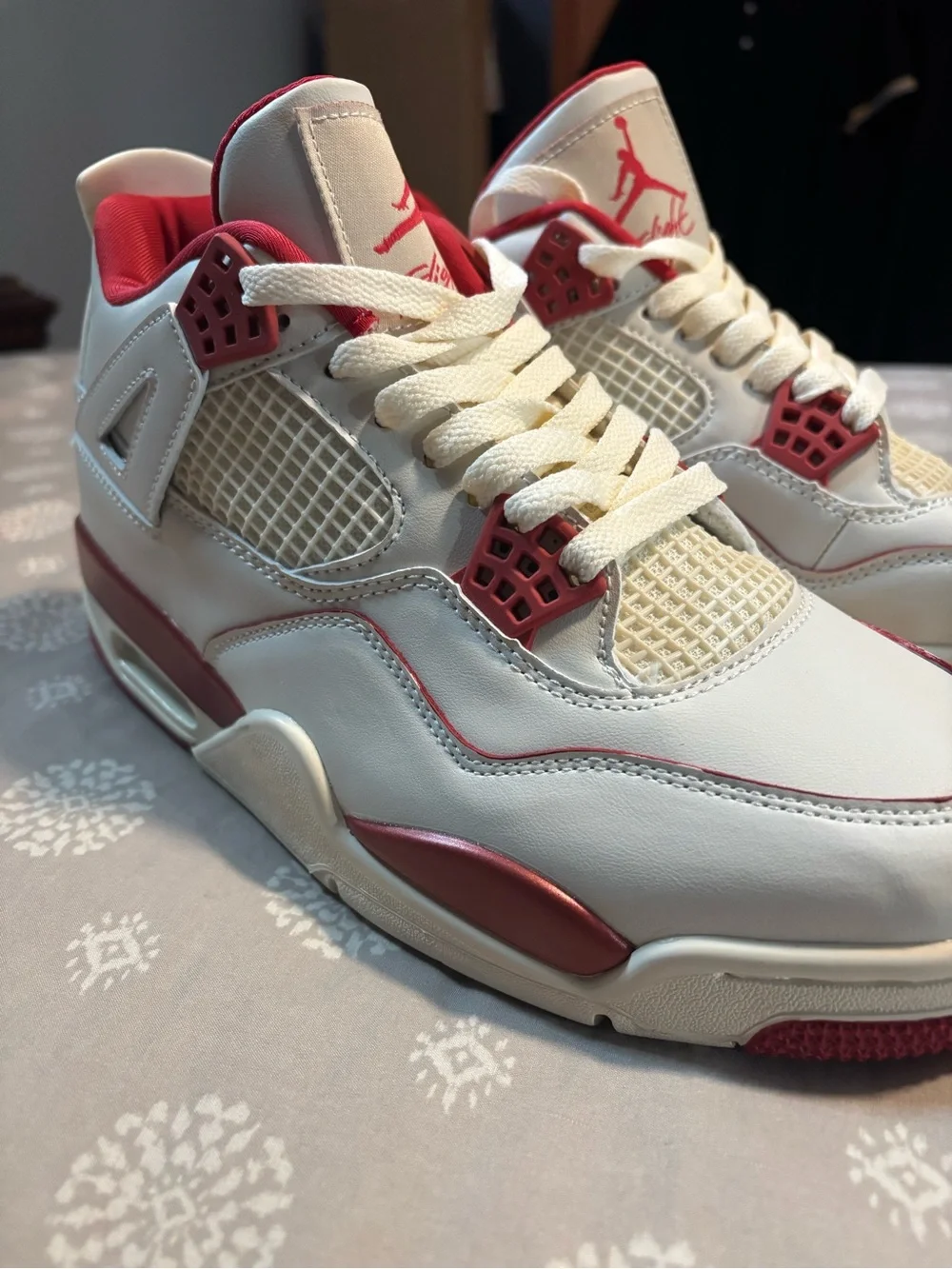 Air Jordan 4 Valentine’s Day